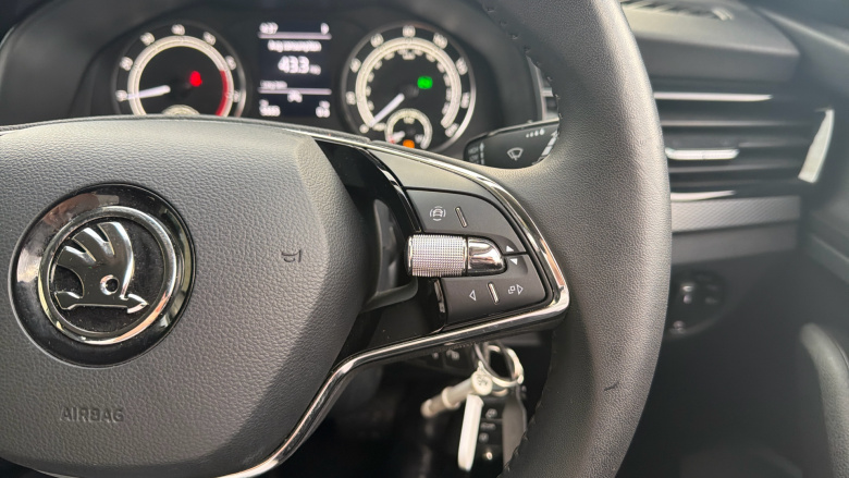 Skoda Scala 1.5 TSI SE 5dr DSG Petrol Hatchback